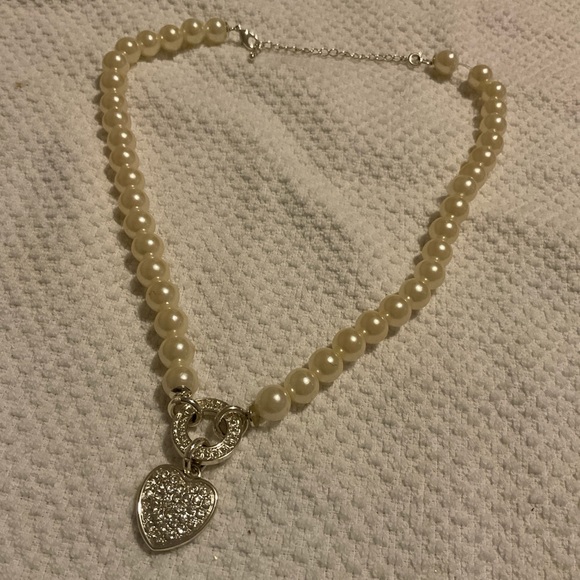 Vintage faux pearl adjustable heart necklace - Picture 1 of 3